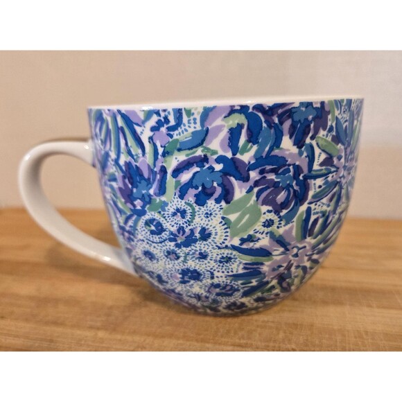 Lilly Pulitzer Coffee/Tea Mugs Multicolor green blue purple (set of 3) - Picture 3 of 10